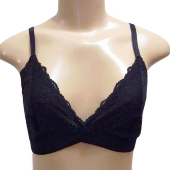 Colsie Other - NWT Women's Lace Triangle Bralette - Colsie - M